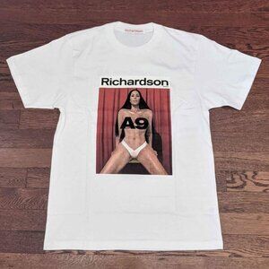 Richardson t-shirt